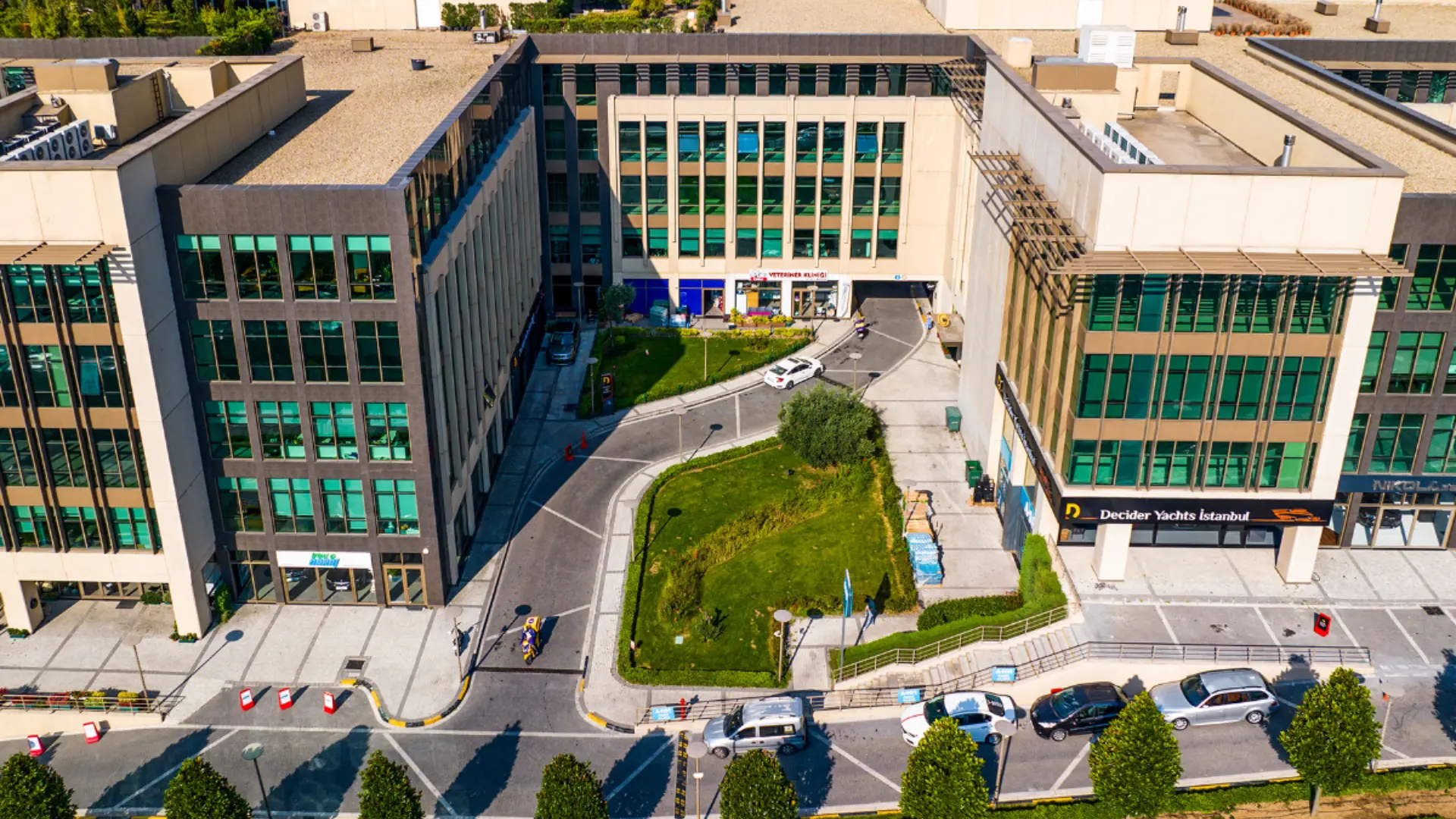 Vadistanbul kiralık ofis binası – Workland