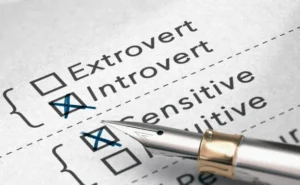 Kişilik Envanteri Testi Yapan Bir Aday